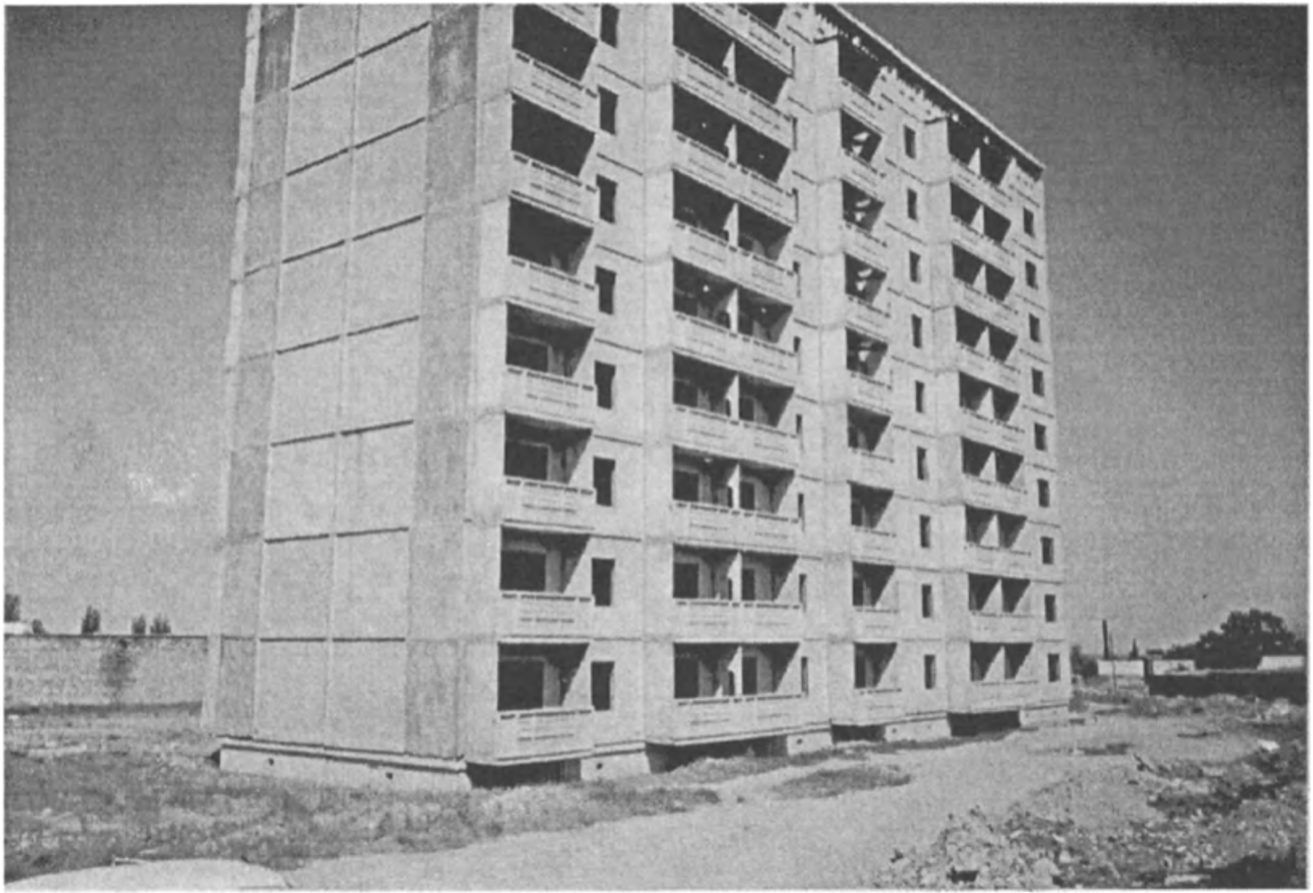 Typical large-panel building in Central Asia. Source: Imanbekov et al. (1999)
